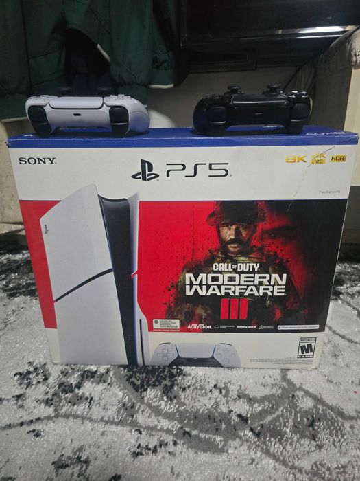 Playstation 5 slim diskavodli versiyasi