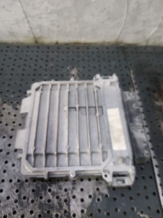 Ecu calculator motor 1.6 b mercedes a class w176 a2709000900 a2709010900 0261s08233