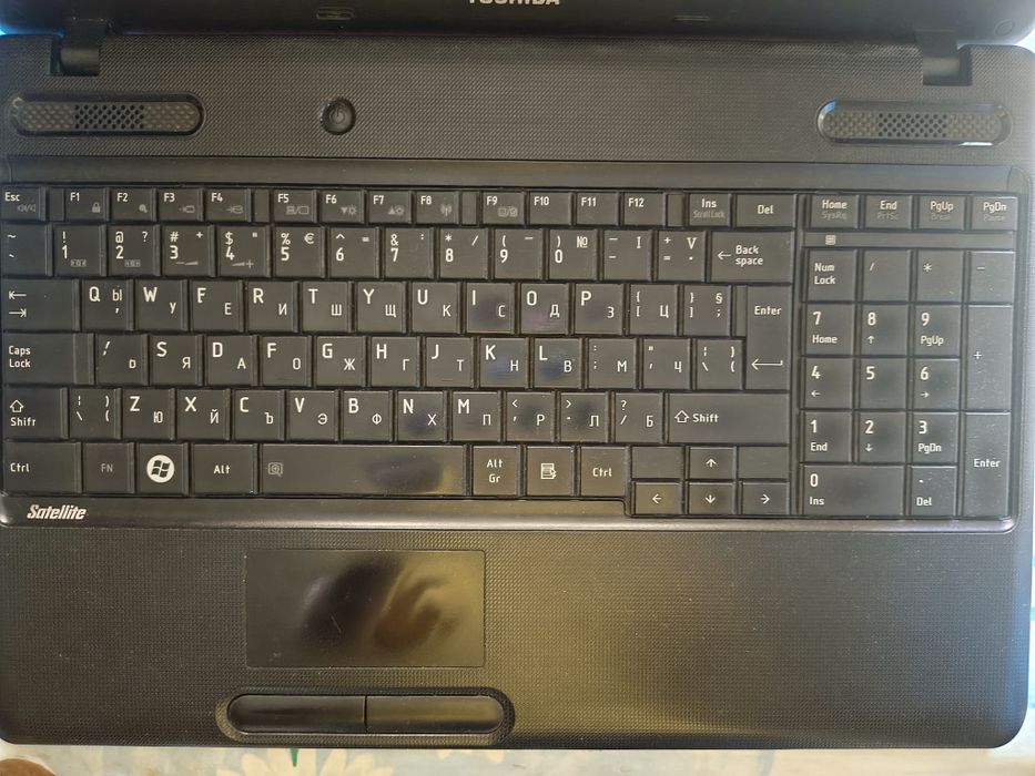 Оптимизиран лаптоп Toshiba Satellite C660D(4core) – Готов за работа и филми