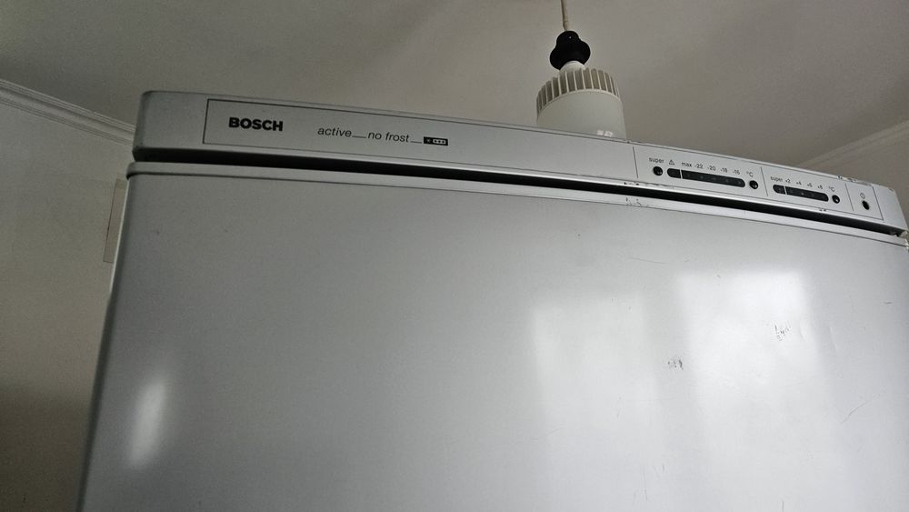 Продам холодильник Bosch