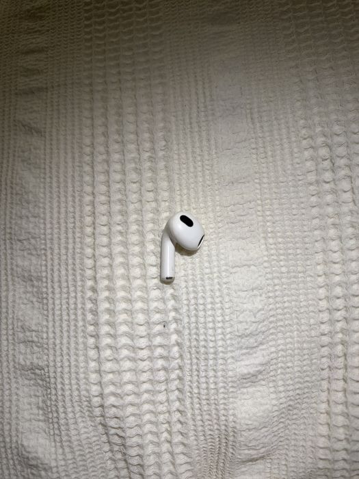 Левый Наушник airpods 3