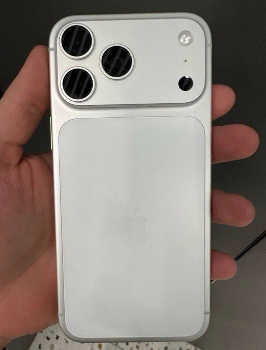 iPhone 17pro Max 2tb