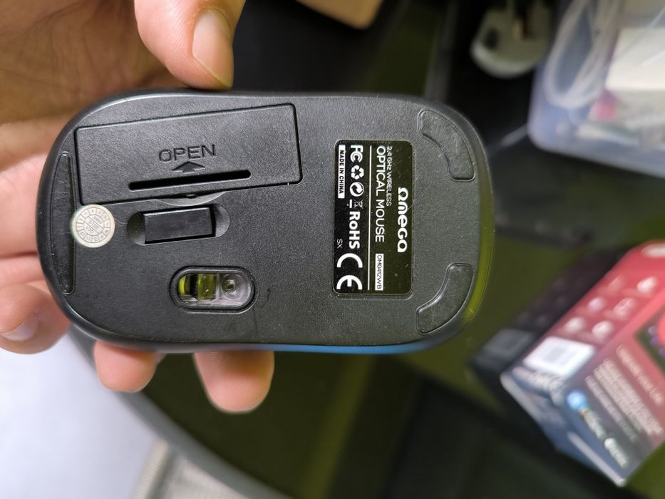 Mouse wireless omega
