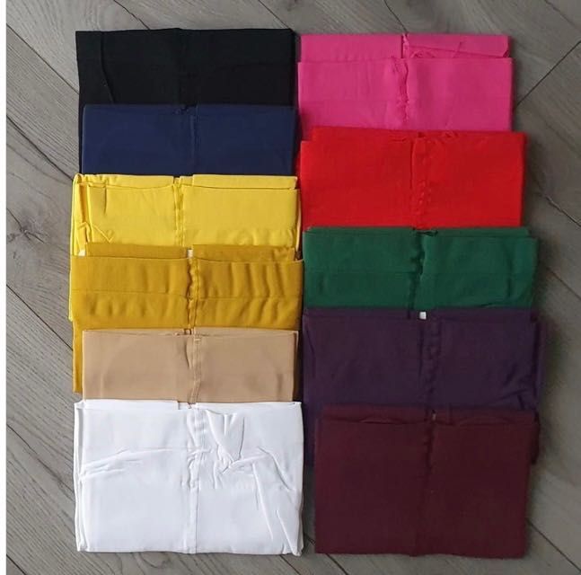 Красные колготки