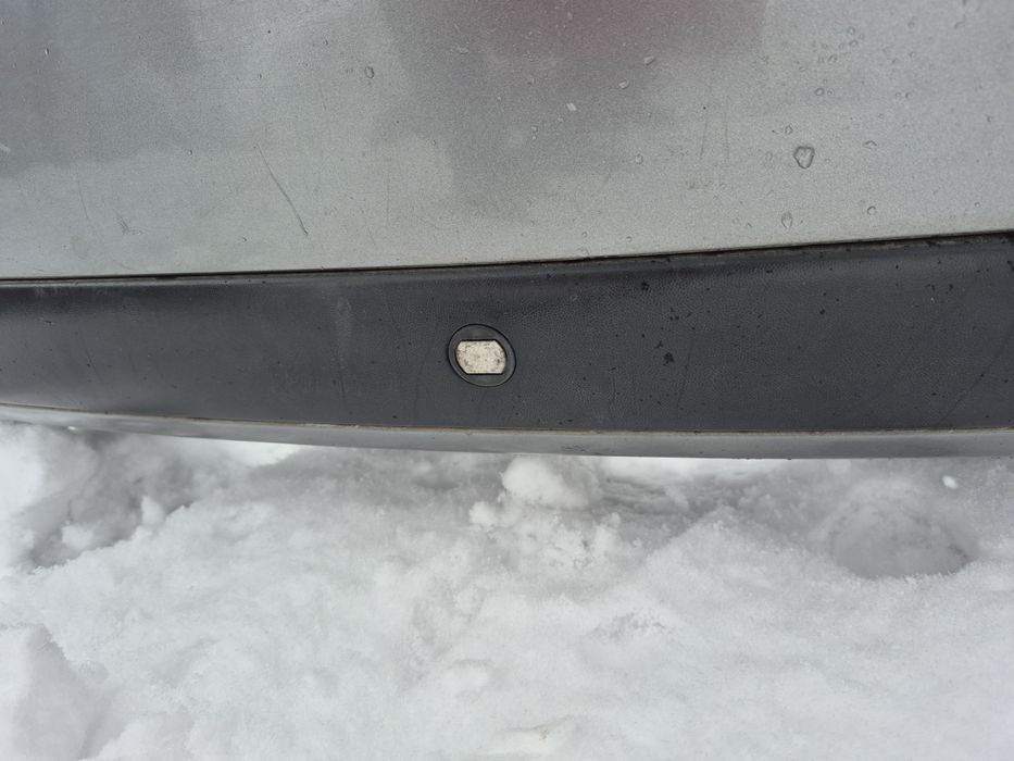 Задна броня за Пасат В5.5 оборудвана с ПАРКТРОНИЦИ