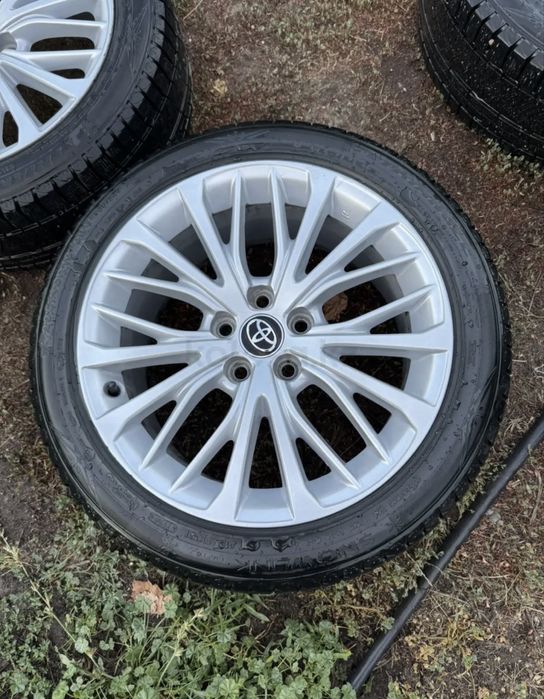 Диски от Камри 70  оргинал  р18