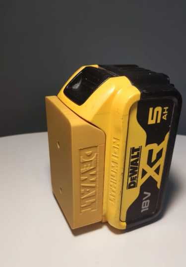 Стойка държач за батерия DeWalt XR 18V 20V за стена