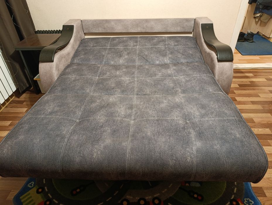 Диван даром, самовывоз