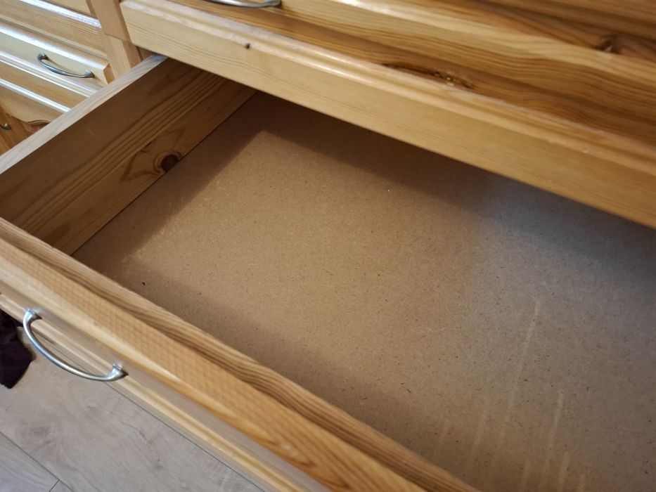 Скрин естествено дърво