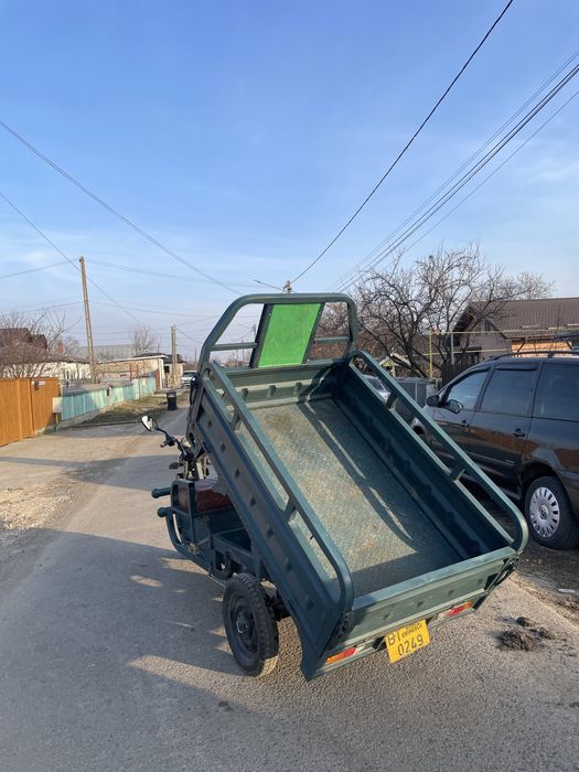 Vând triciclu electric