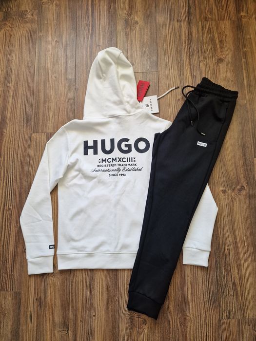 Страхотен Мъжки спортен екип сет размер L XL
Най-висок клас матери