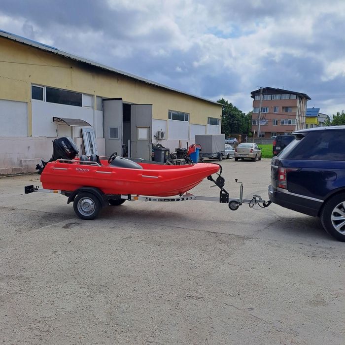 Barca RIVER 350 cu Suzuki 9.9 CP
