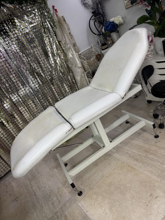 Pat cosmetica gene mecanic salon