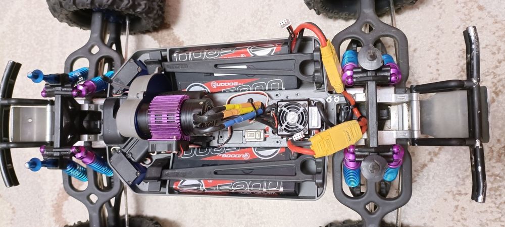 Automodel Traxxas E Maxx