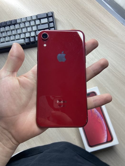 Iphone xr 64gb red.
