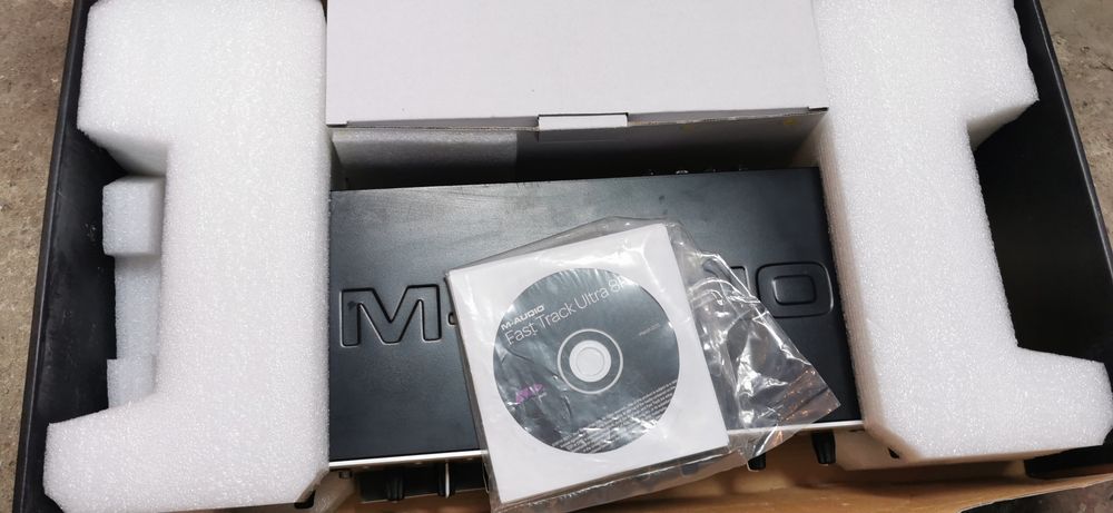 vand placa sunet m audio ultra 8r/dj traktor control s2/pionner dj Ser