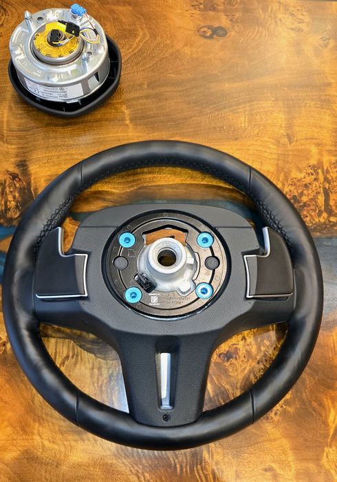 Volan OEM BMW M Acc Lane assist vibratii