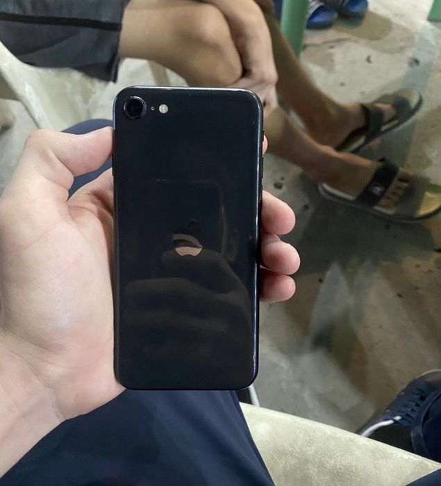 Iphone se Айфон се 64гб