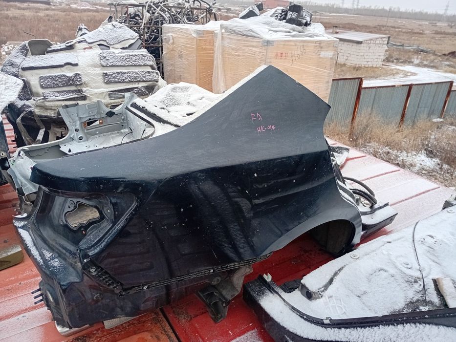 Заднее правое крыло Toyota Camry 50