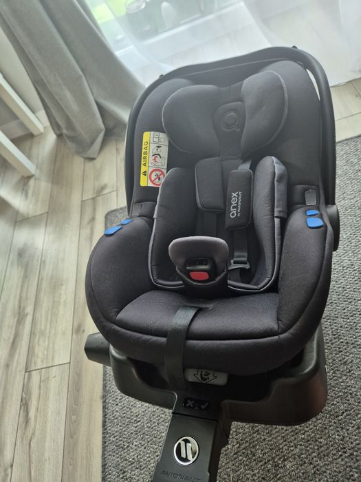 Scoica Anex avionaut + isofix si adaptori inclusi.