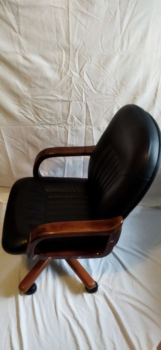 Кожаное, кресло.