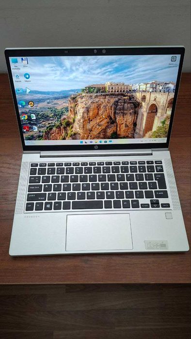 HP ProBook Aero New. Ryzen 5 16/256 13 dyum, otpechatka + face id