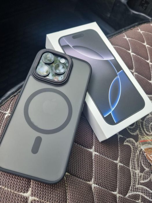 Айфон 16про чёрный