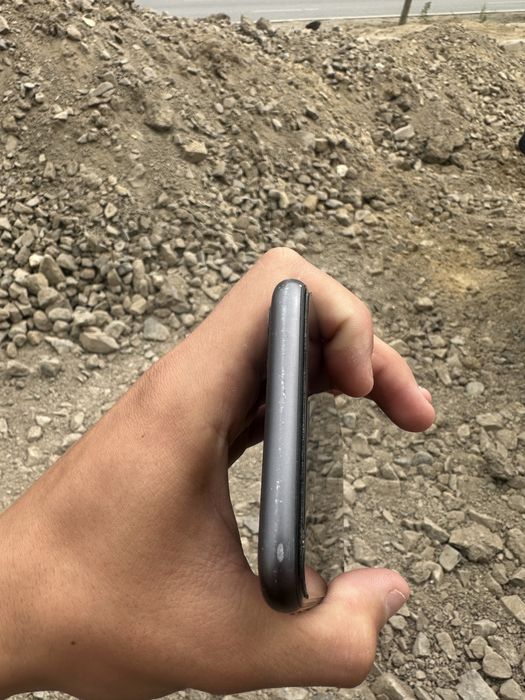 продается айфон iphone 11