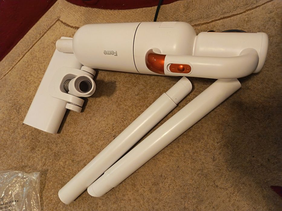 Plisos sotladi 400000 som