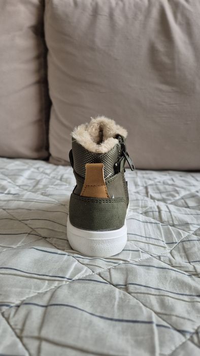 Детски боти размер 21