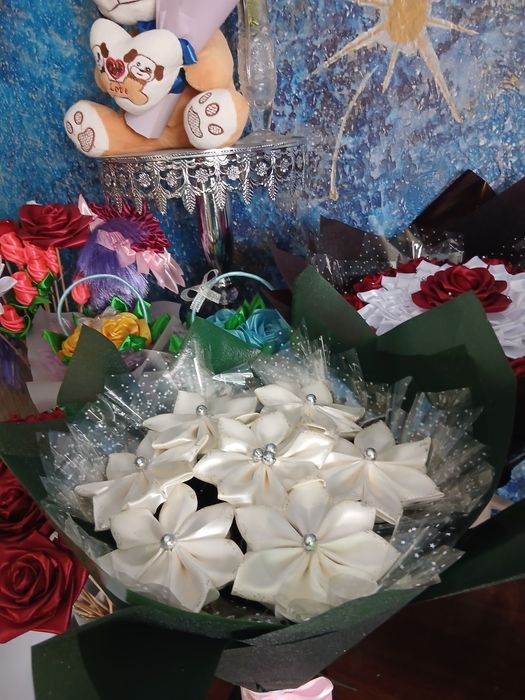 Букеты из атласной ленты