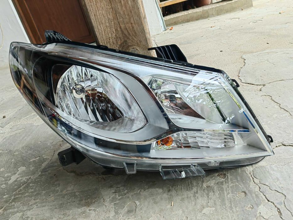 Фар LDV Maxus G10 Electric десен Оригинален