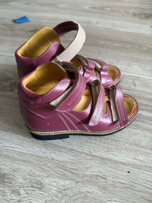 Продам ортапедические сандали