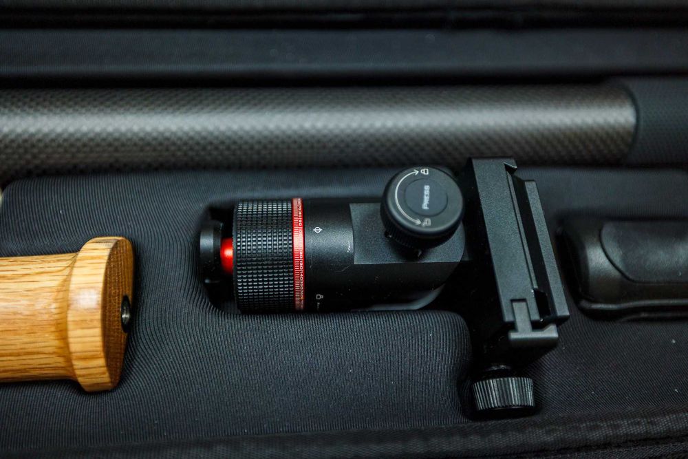 MOZA Slypod Carbon - моторизиран слайдер и монопод 2 в 1