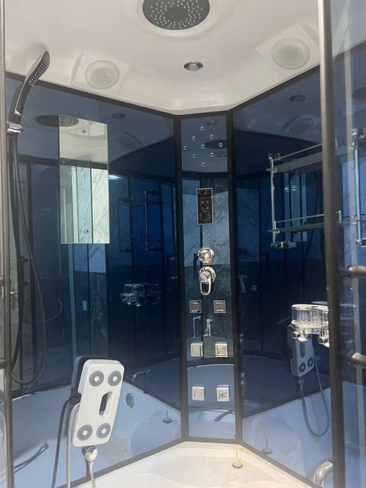 Dushevoy kabina sotiladi