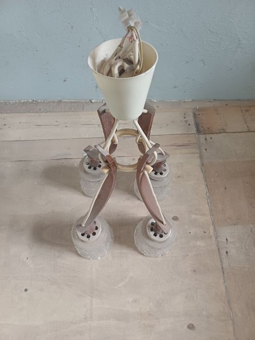 Люстра  СССР в хорошем состоянии