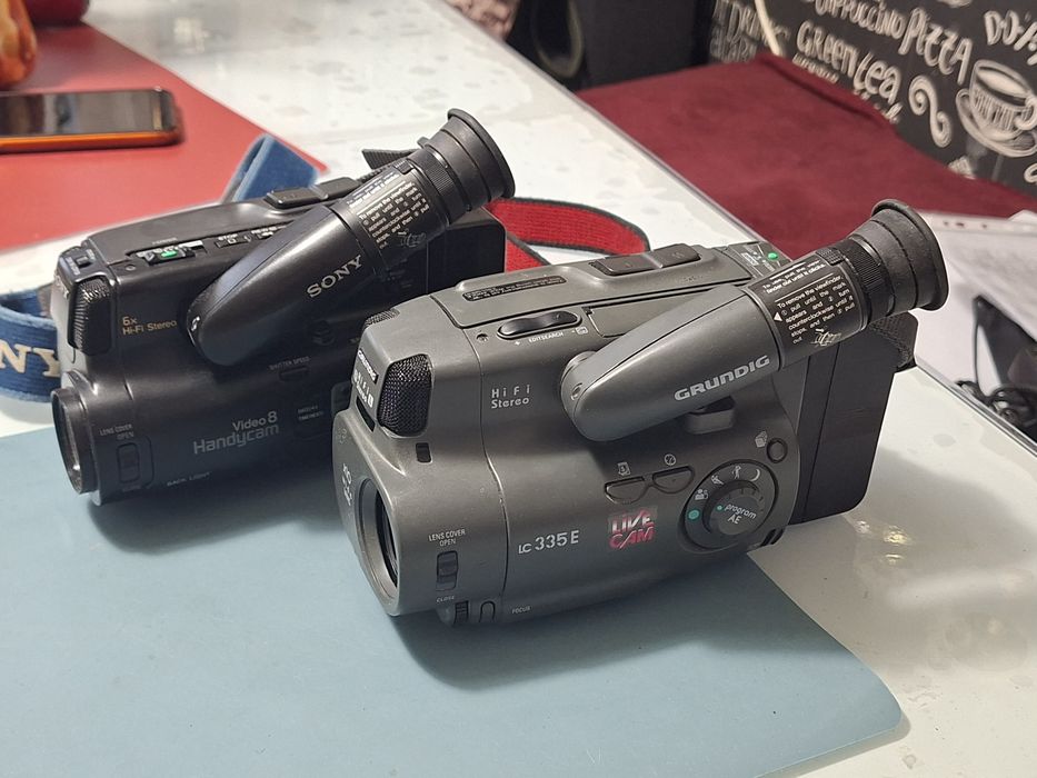 Sony +Grundig, 2 buc handycam Video8,pt piese,reparat sau colectie