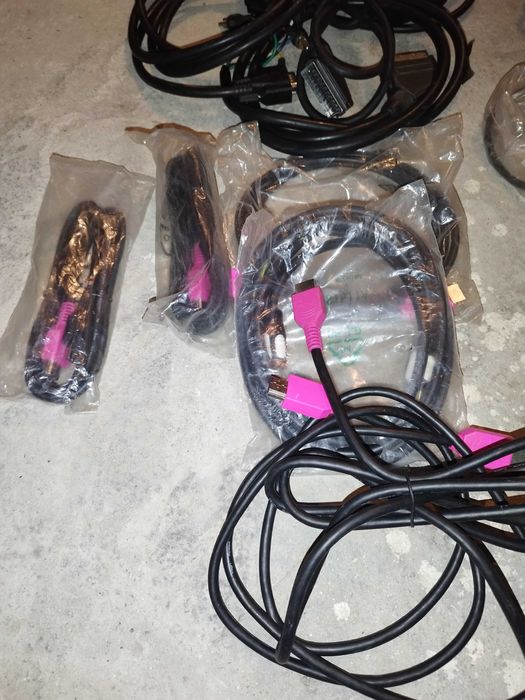 Diferite cabluri alimentare PC/Vga/Hdmi/Dvi/Scart