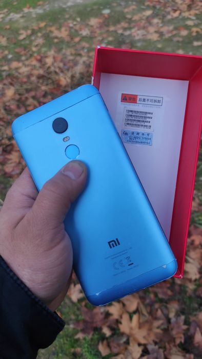 Redmi 5plus +2телфон запчасть все
