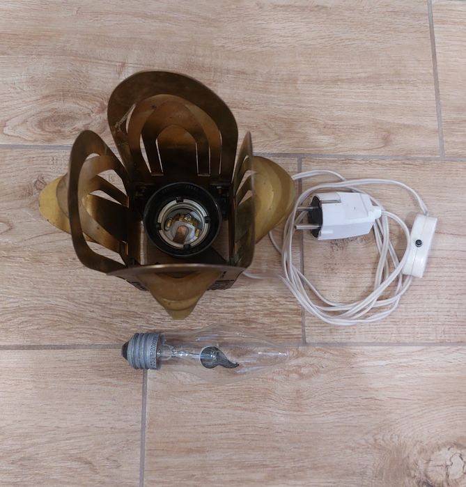 Сувенирна нощна лампа "Kamelyok" - месинг.