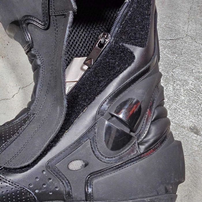 от 329лв МОТО Ботуши A-PRO FIGHTING BLACK - дефектен цип Номер: 46