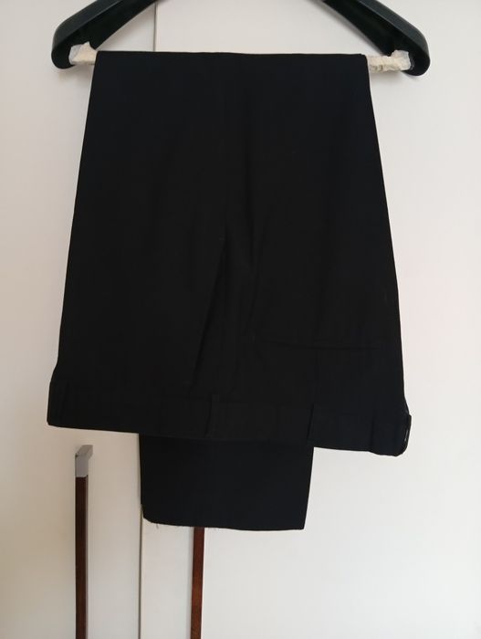 Costum din doua culori