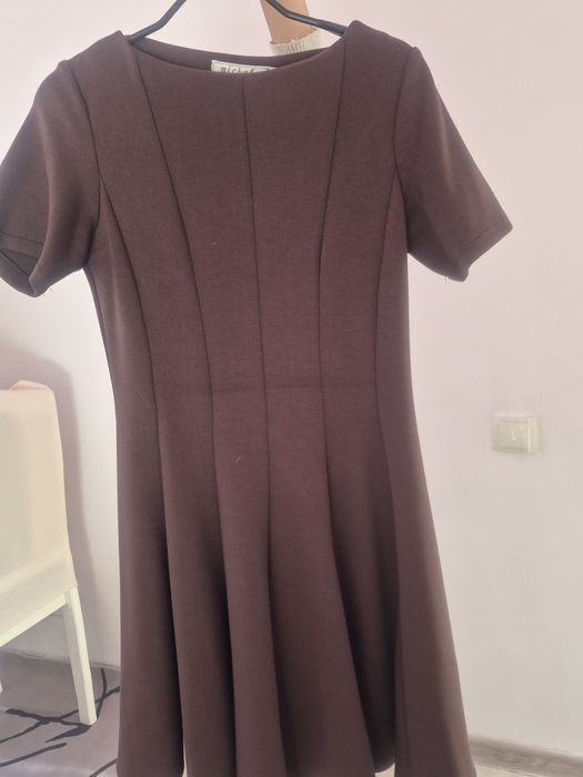 Платья коричневый.46р.