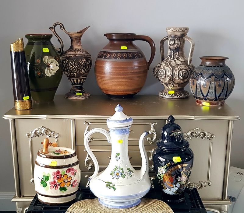 Carafa/ulcior vechi  din ceramică glazurata