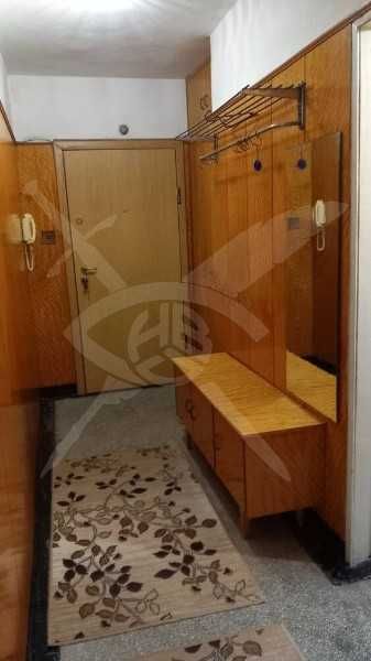 Двустаен - Славейков