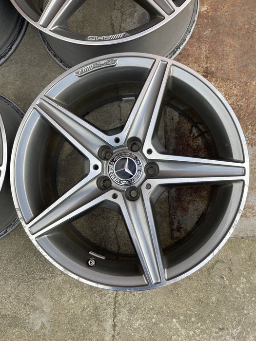Оригинални джанти за мерцедес амг 18 цола в добро състояние