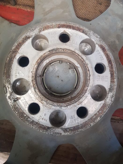 Диски AUDI оригинал, 2 штуки, R15