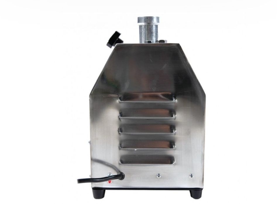 Masina electrica de tocat carne semiprofesionala MK-8 800W