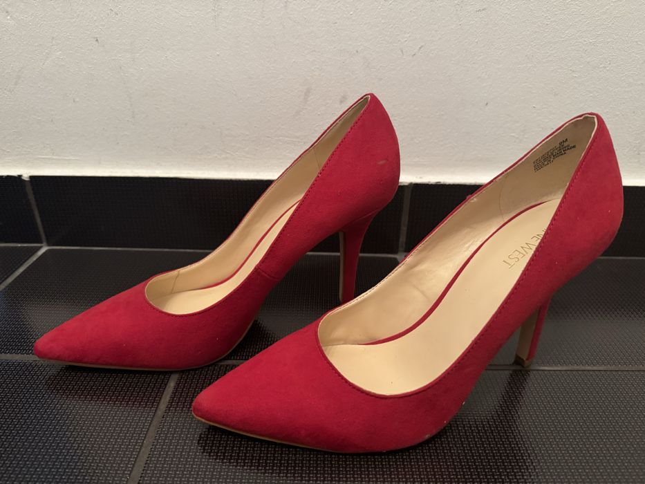 Pantofi cu toc eleganti
