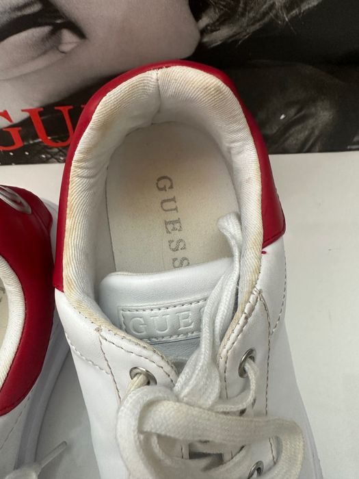 Оригинални маратонки Guess 39н